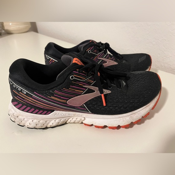 ON SALE $20 Brooks Adrenaline GTS 19 Women’s Running Shoes - Black/Orange - Picture 4 of 10